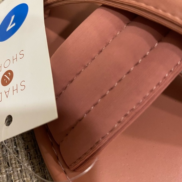 Shade & Shore (Target) Criss Cross Sandal - Picture 5 of 6